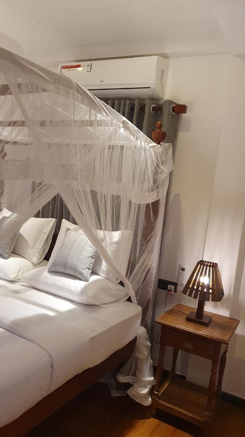 Hotel Margaret House Mirissa Esterno foto