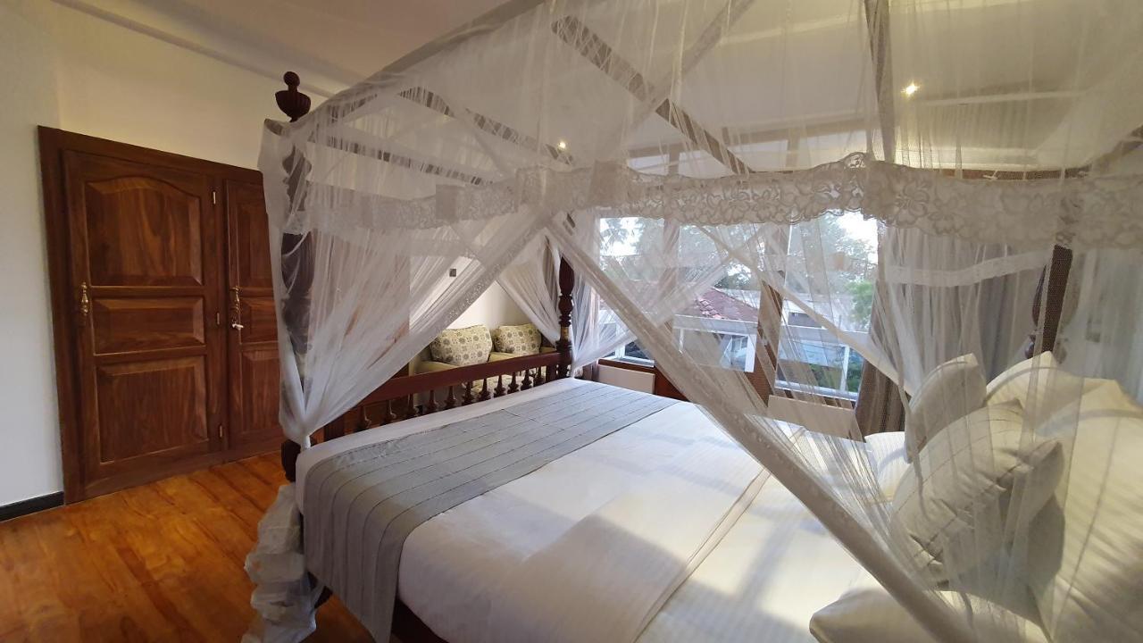 Hotel Margaret House Mirissa Esterno foto