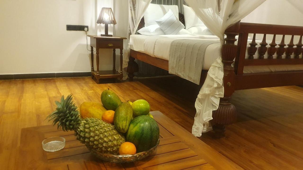 Hotel Margaret House Mirissa Esterno foto